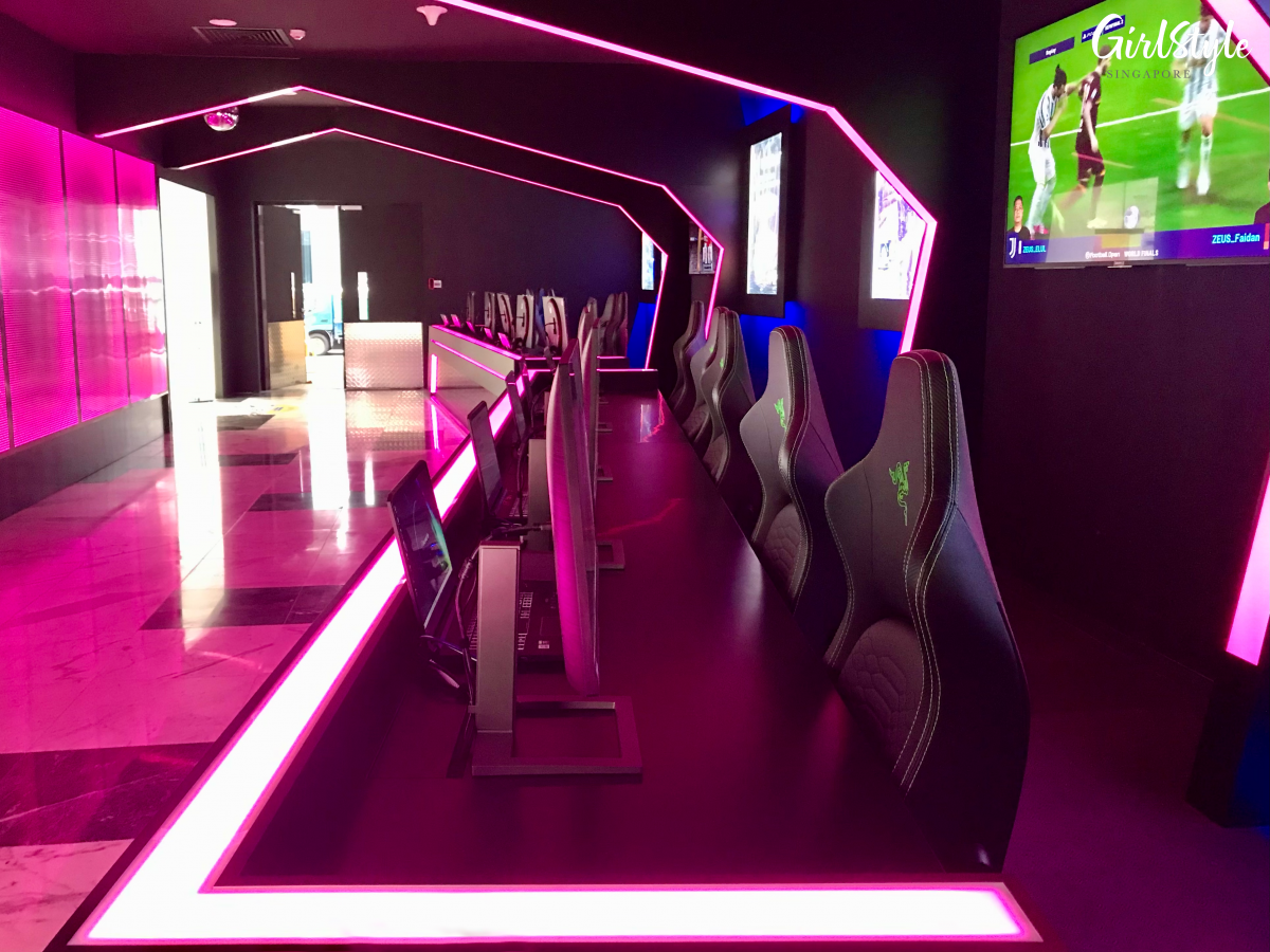 esports gaming room COURTS Nojima the heeren singapore