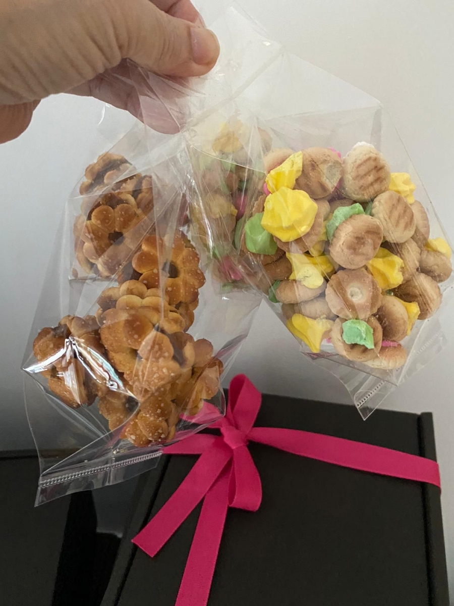 Nostalgic traditional Singaporean snacks- iced gem biscuits and flower pineapple jam biscuits