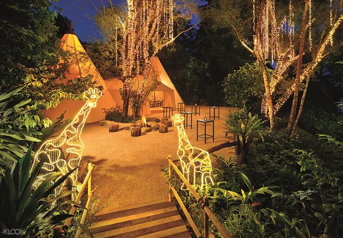 Night Safari Singapore tipi dining