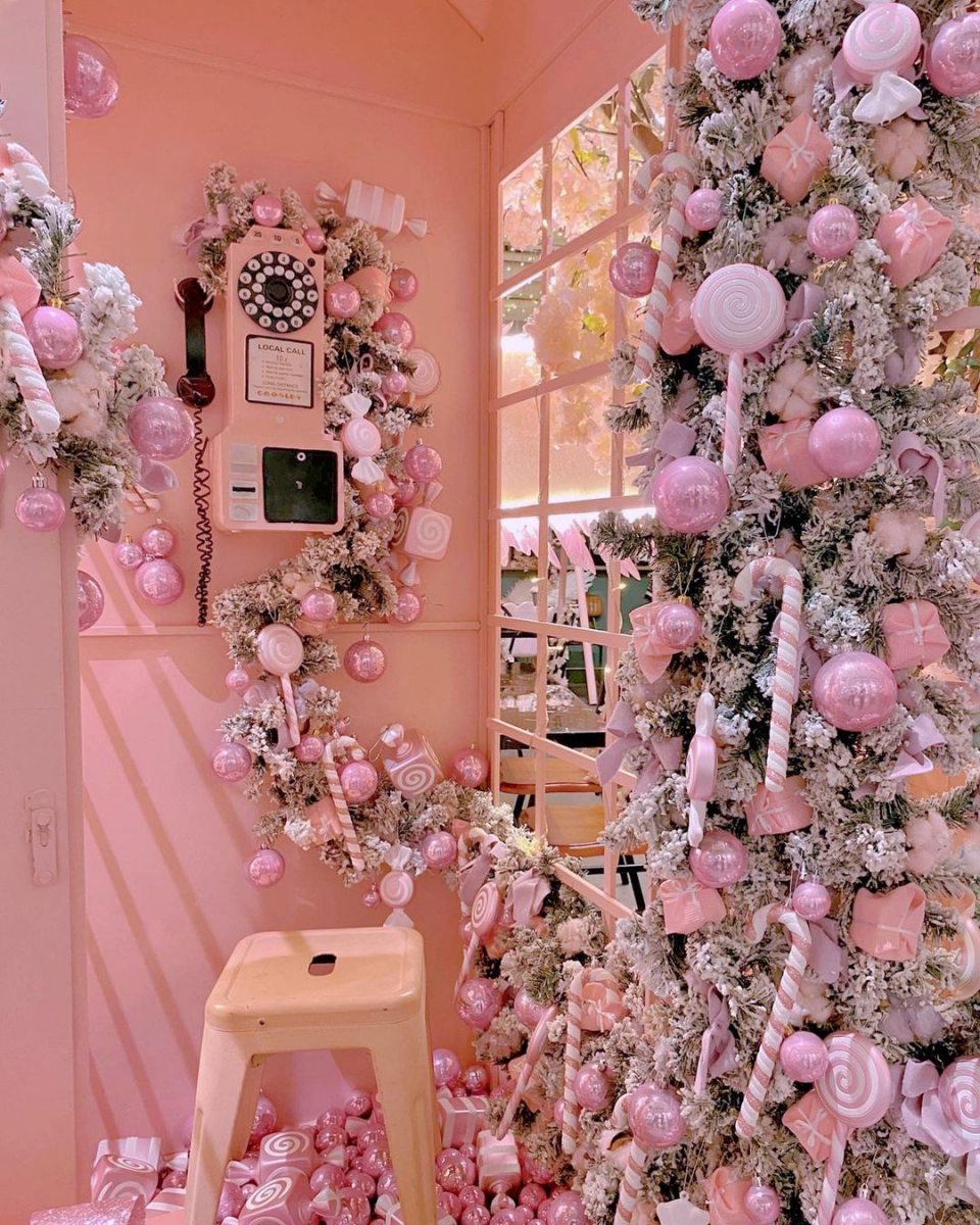 Brown Butter Singapore Christmas decor
