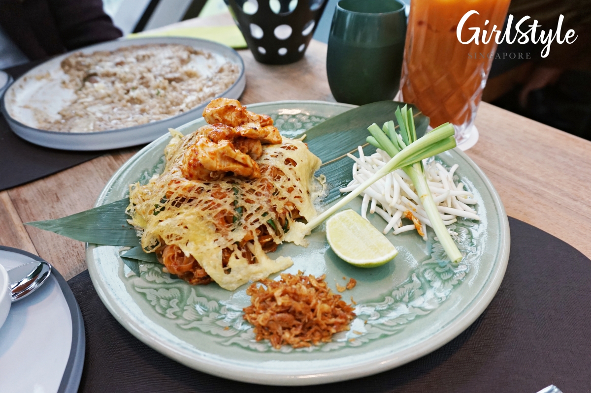 Dusit Thani Laguna Singapore Pad Thai