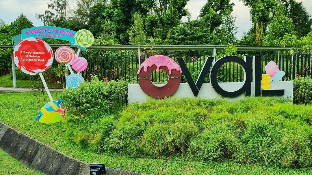 Seletar Aerospace Park Christmas 2021 decorations
