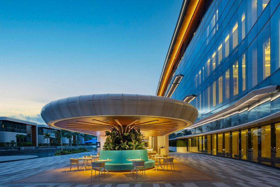 Dusit Thani Laguna Singapore Tee Deck