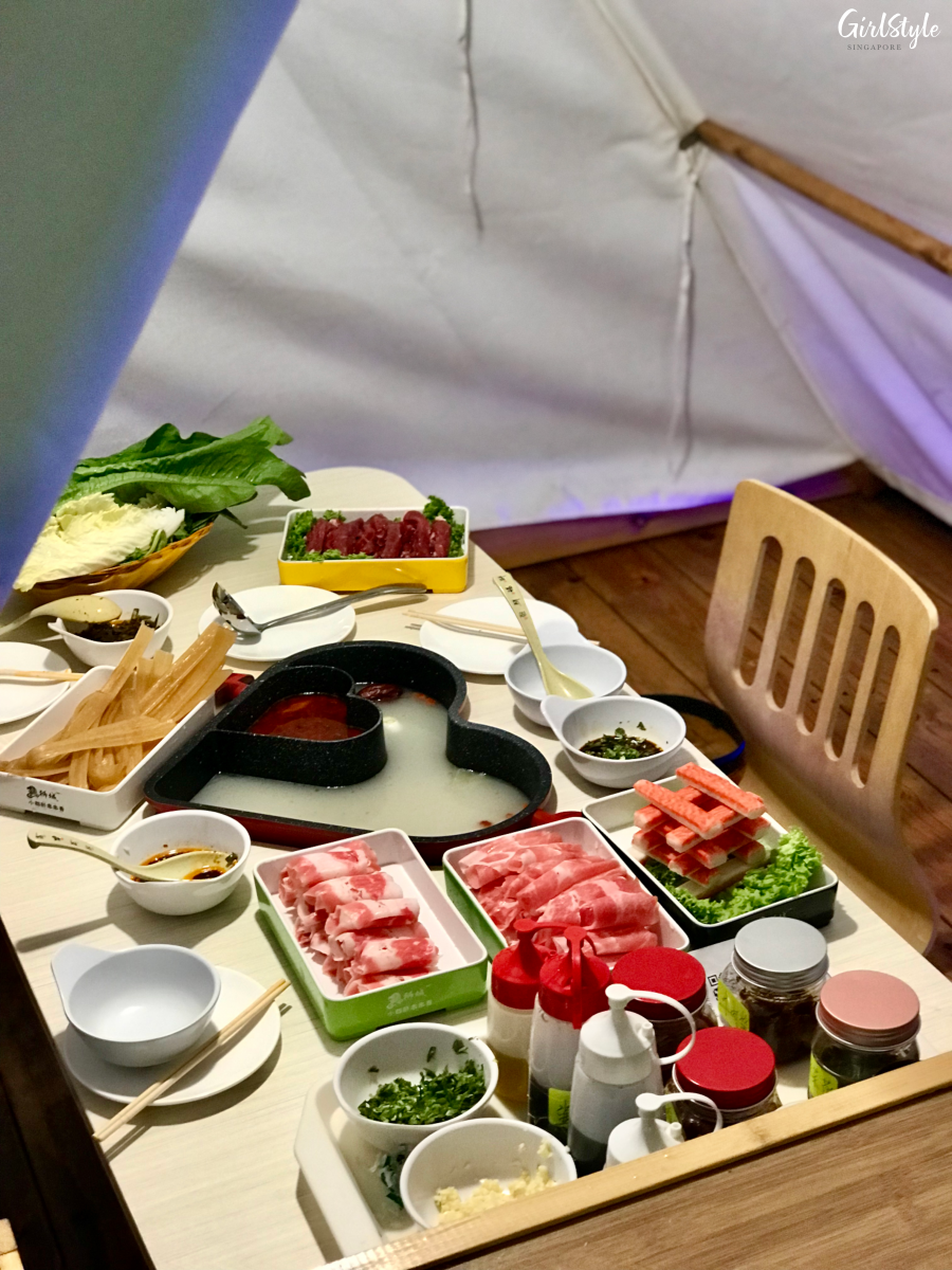 Heart-shaped hot pot in a tent in Singapore at 中河小镇网红餐厅 restaurant