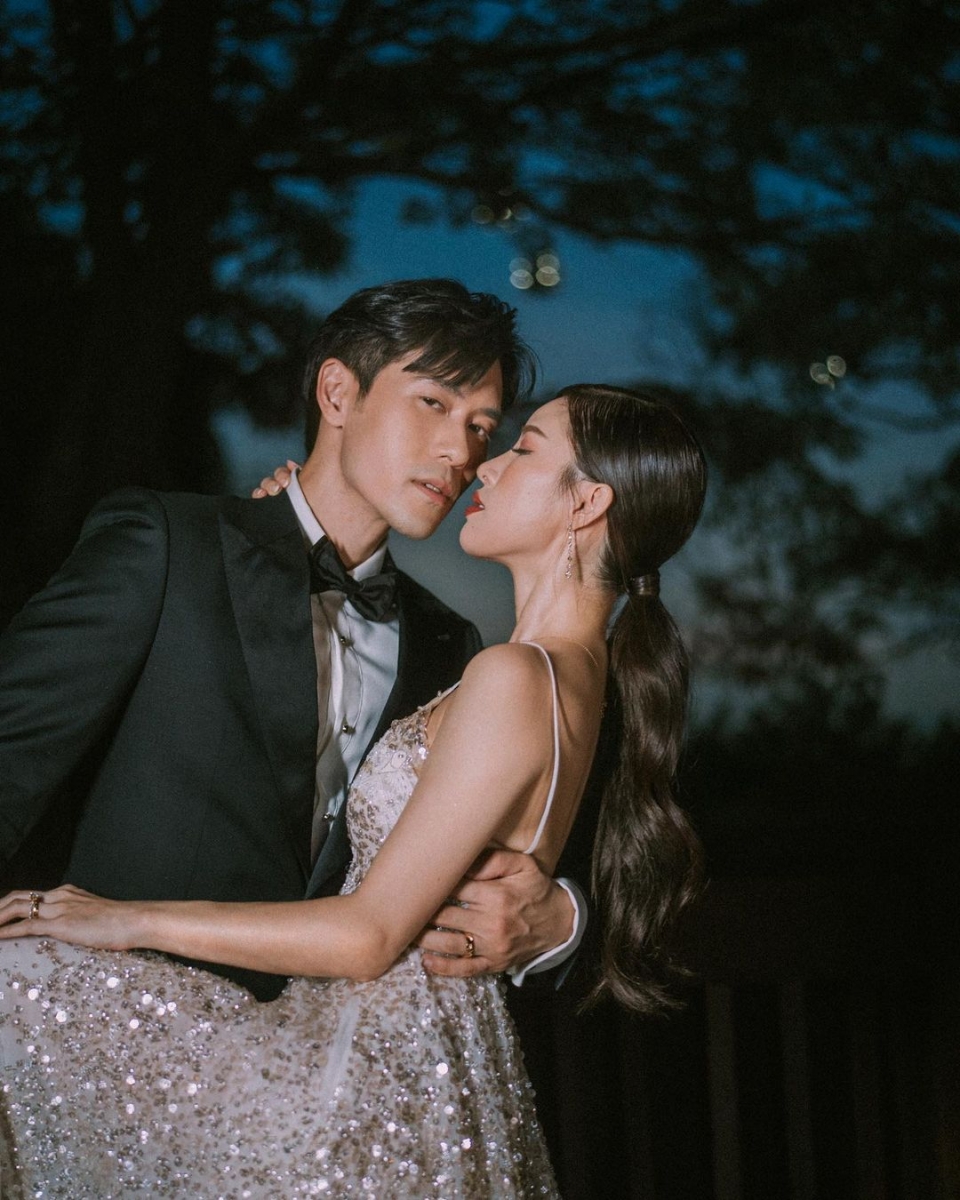 James Seah and Nichole Chang Min's pre-wedding night time photoshoot