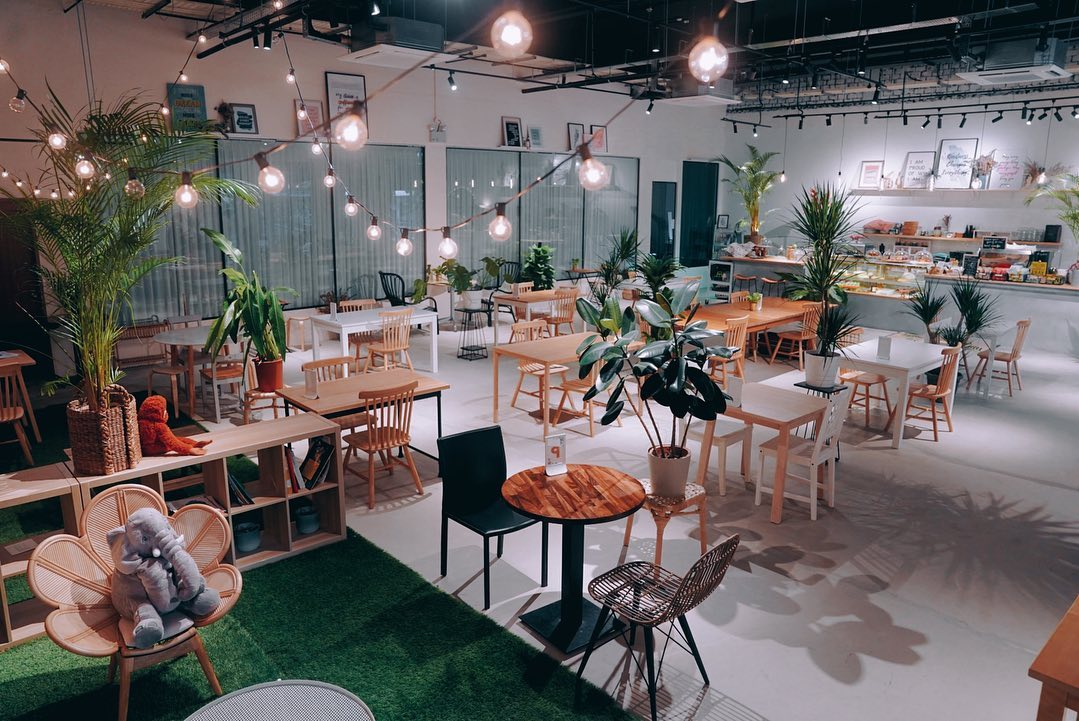 Bailey And Whiskey cafe Singapore