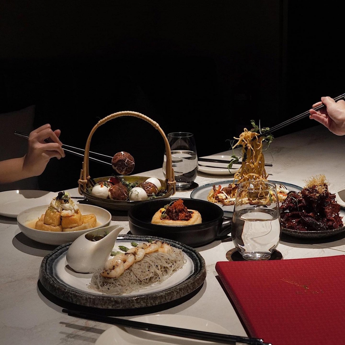 Modern Chinese food at Mimi restaurant The Riverhouse Singapore