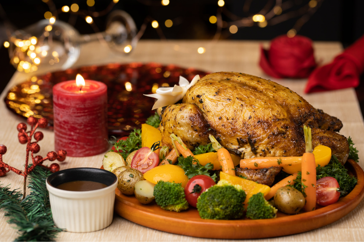 55% off Festive Buffet at Holiday Inn Singapore Atrium