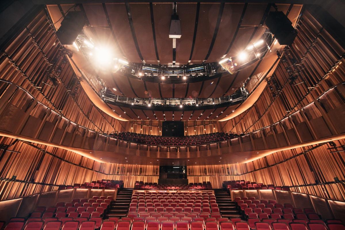 Inside Victoria Theatre