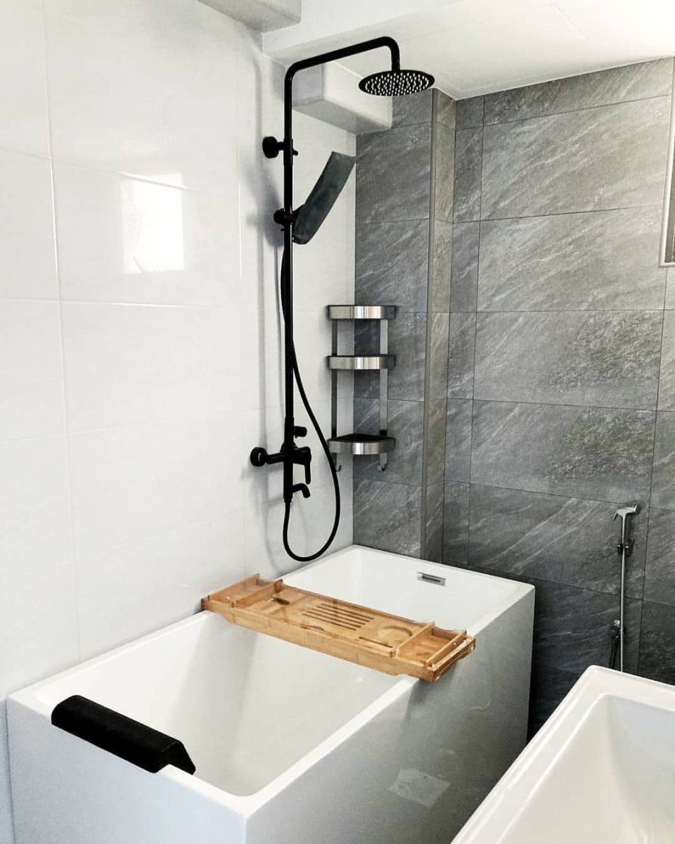 HERA Bathtub for HDBs in Singapore