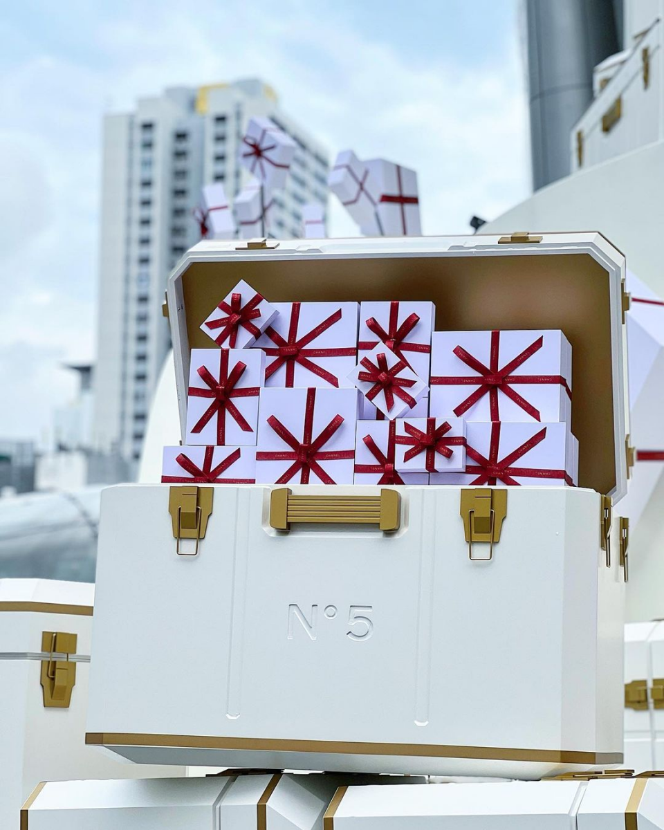 Chanel Holiday Cosmos-sphere in Singapore for Christmas 2021