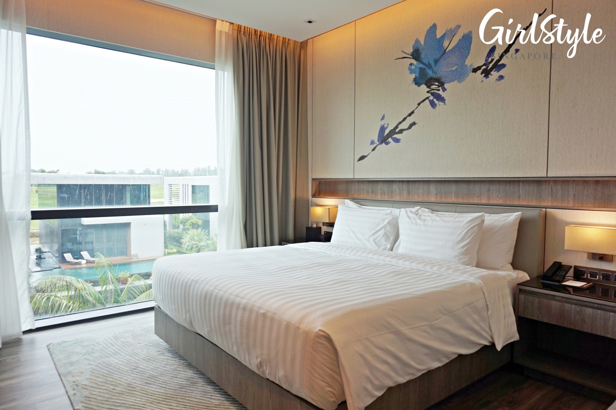 Dusit Thani Laguna Singapore Deluxe Laguna Pool View Room
