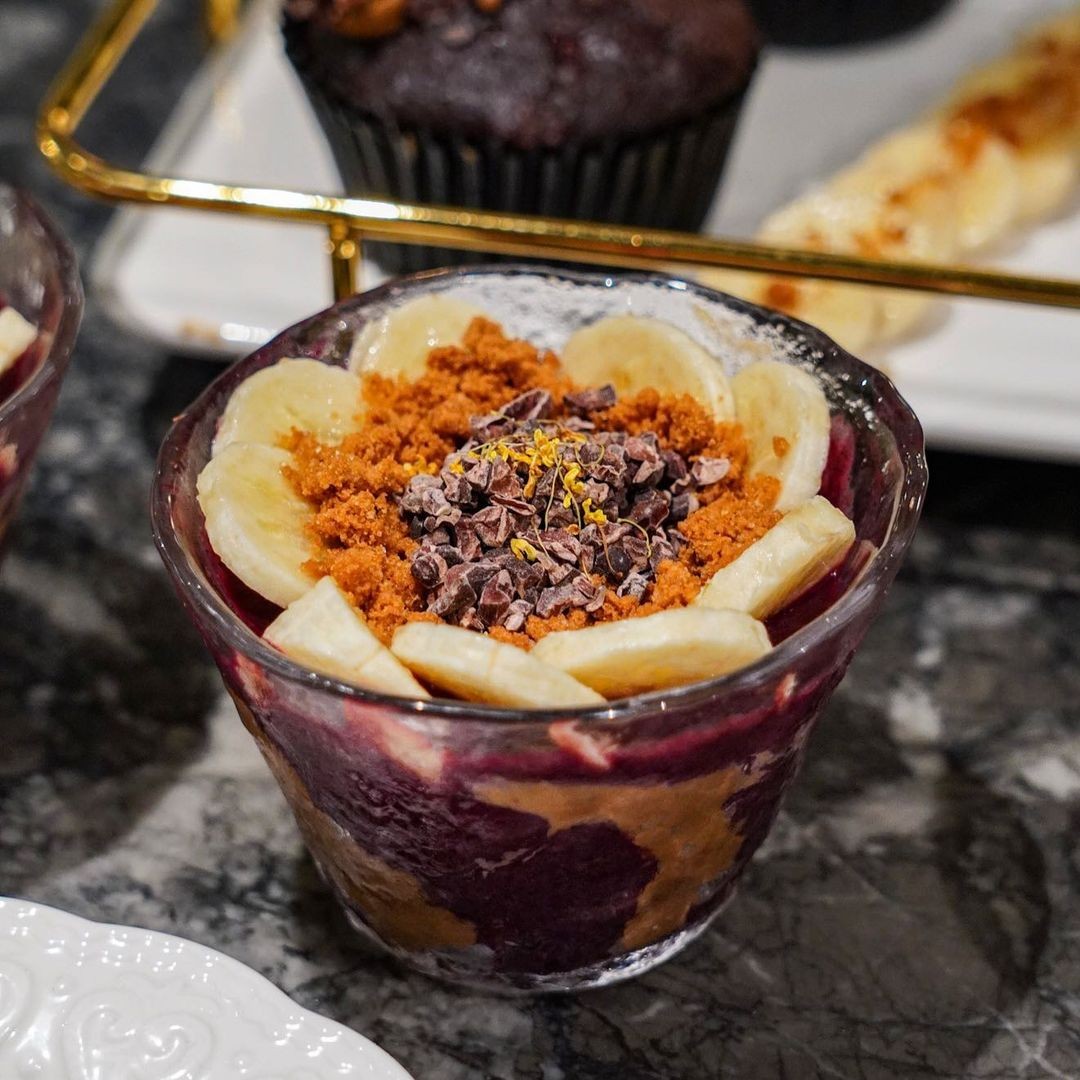 Vegan Chocolate High Tea Set from Porcelain Café_Speculoos Chocolate Acaí