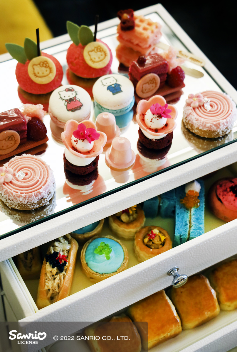 Hello Kitty Afternoon Tea in Singapore at Anti:dote Fairmont Hotel