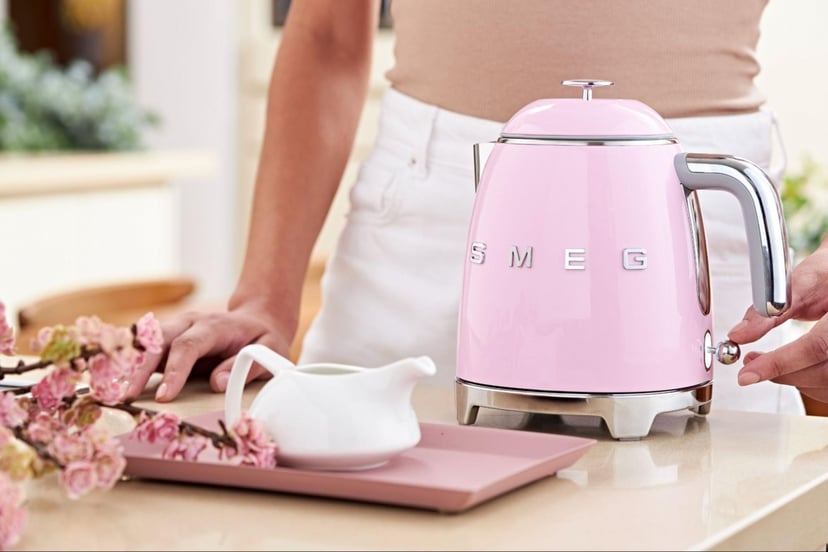 Smeg Mini Kettle 0.8L Now In Singapore In 7 Colours Including Pastls