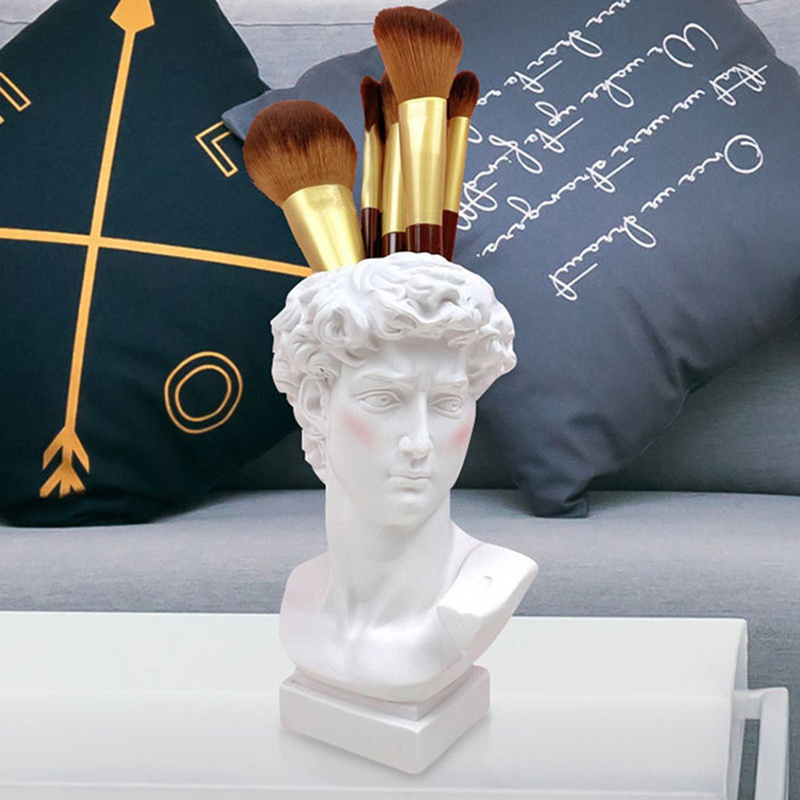 Artsy Michelangelo brush holder in Singapore