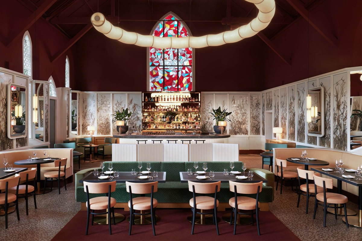 Claudine - romantic restaurant in Singapore