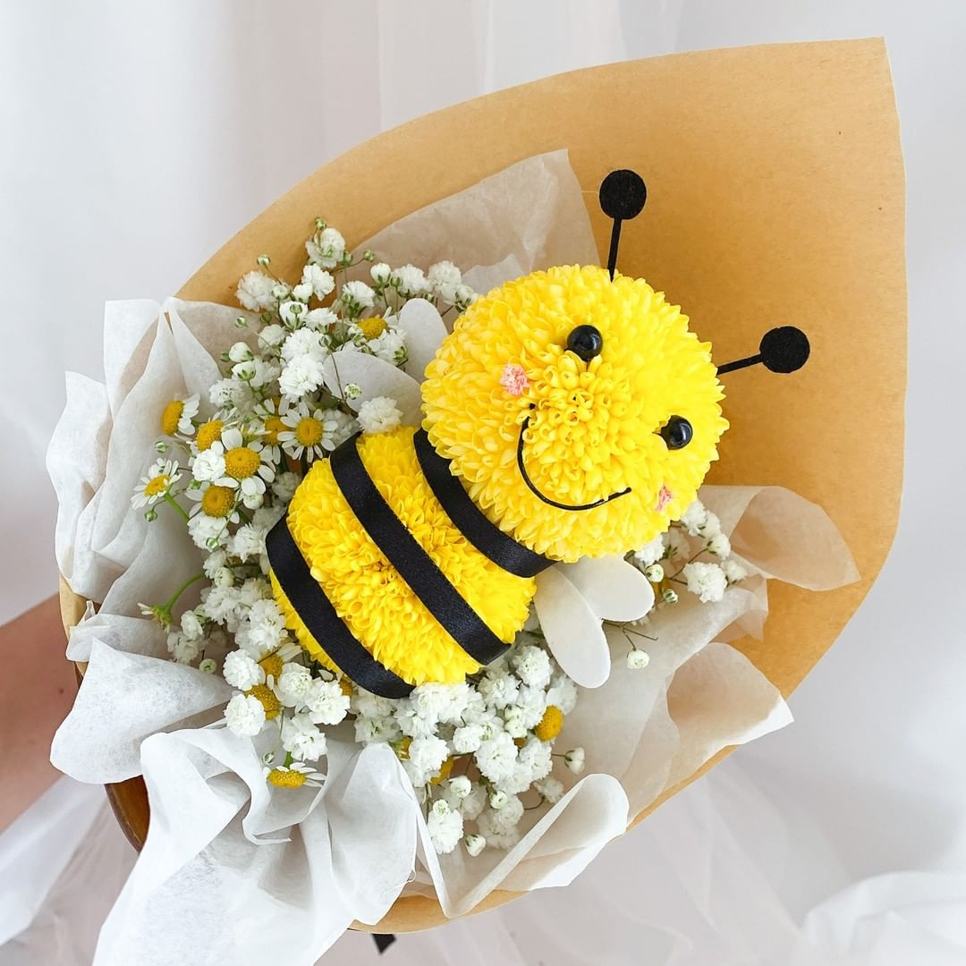 The Floral Edition Singapore - bee bouquet