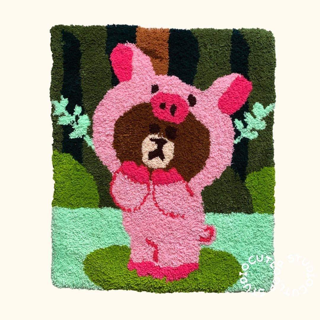 Rug tufting at Cutloop Studio Singapore