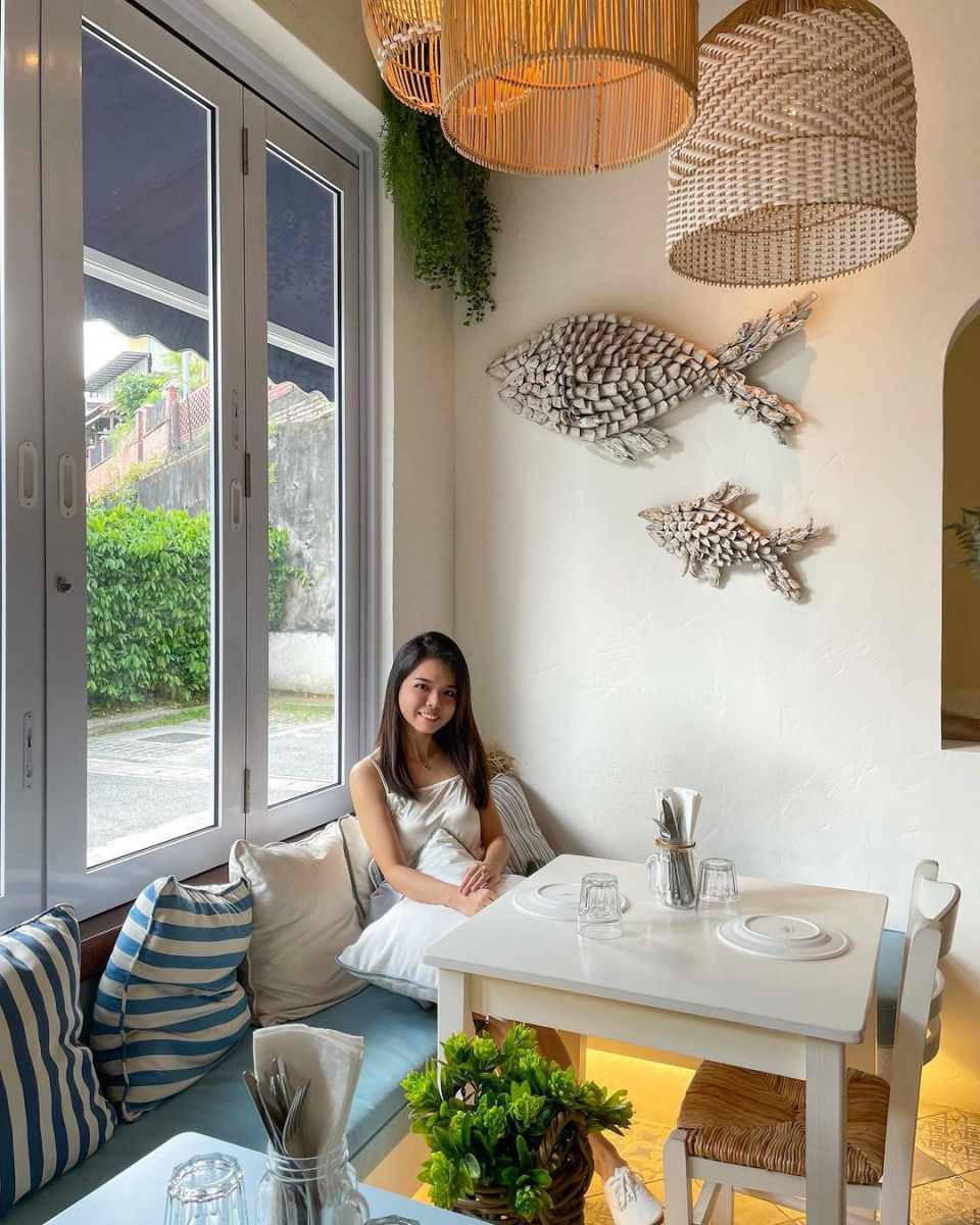 Blu Kouzina Siglap - romantic restaurant in Singapore