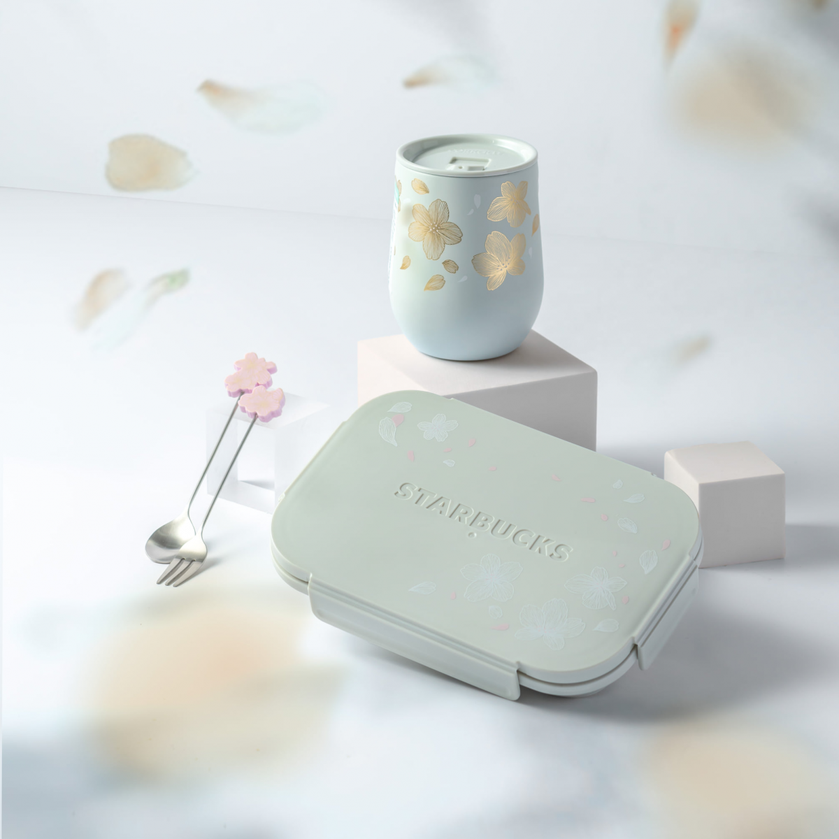 Starbucks Singapore Cherry Blossom lunch box 2022