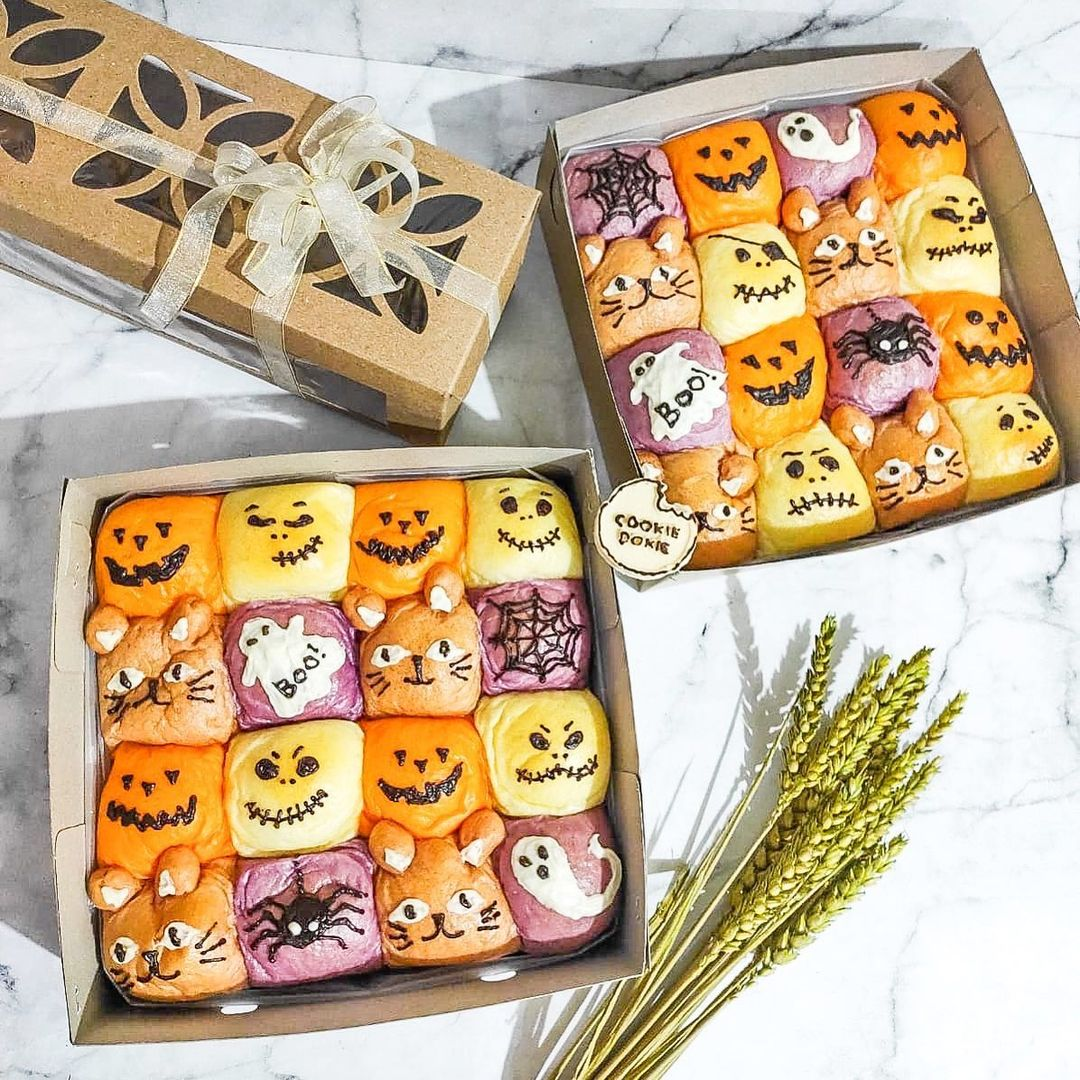 Japanese deco bread by Cookie Dokie Singapore
