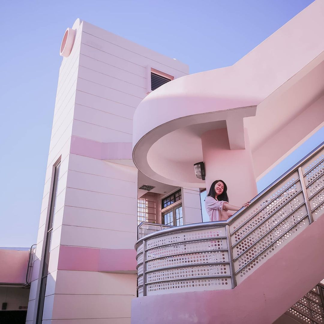 Joo Chiat CC Singapore - pastel pink building