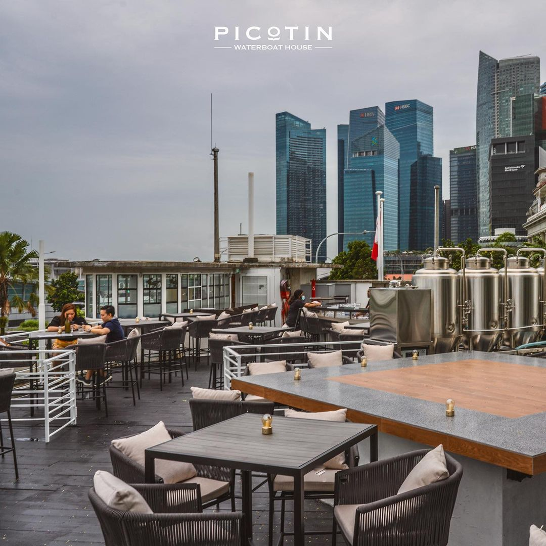 Picotin Waterboat House - romantic restaurant in Singapore