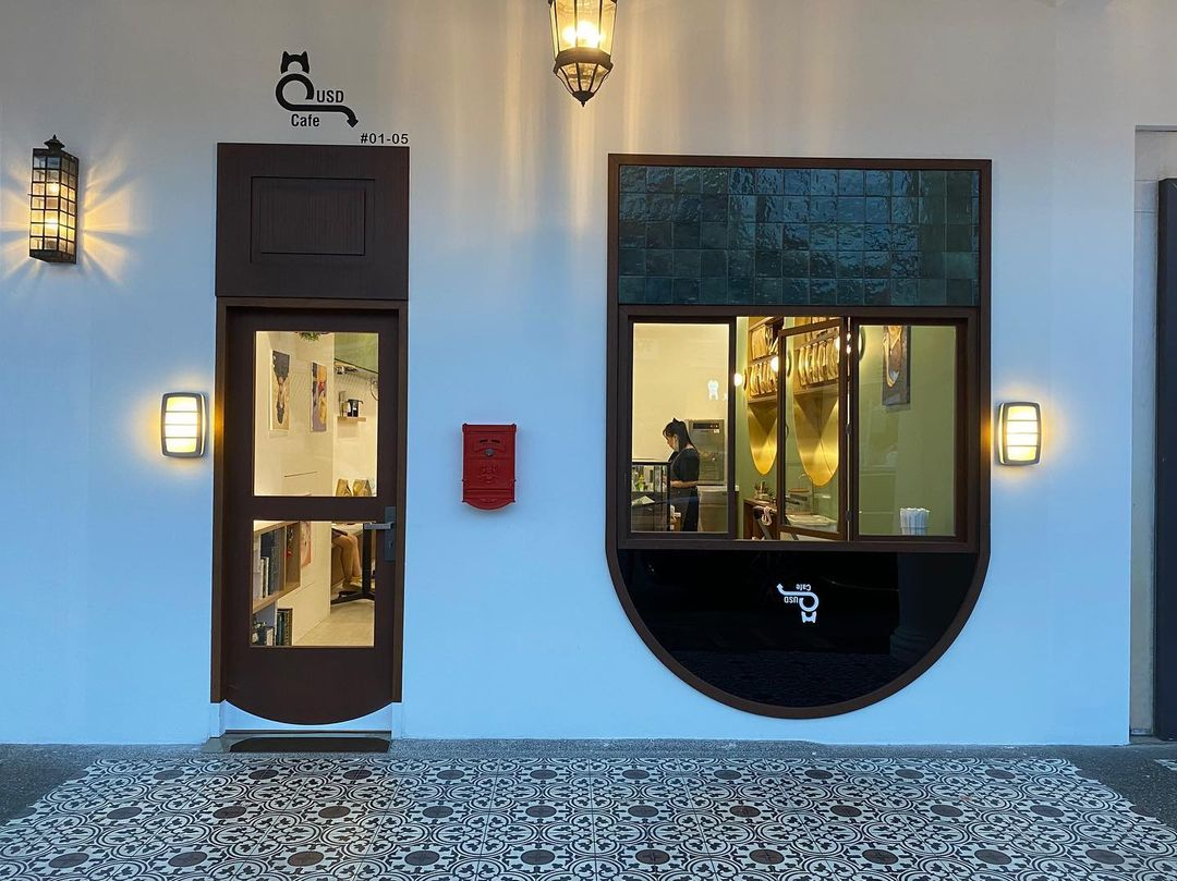 USD Cafe - Upside Down Cafe Singapore