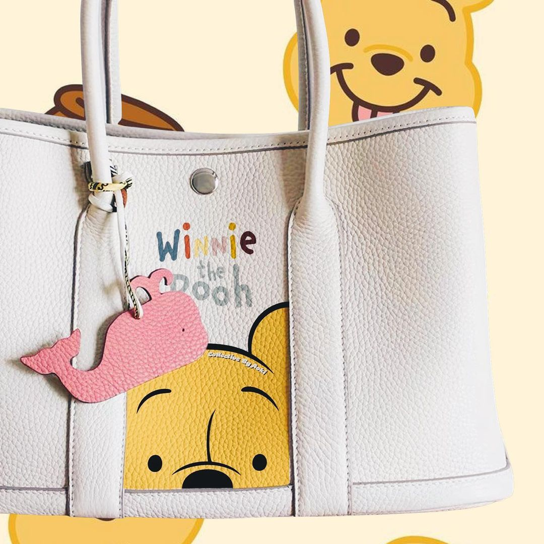 Collective by Aoki - customised hand-painted leather handbags in Singapore