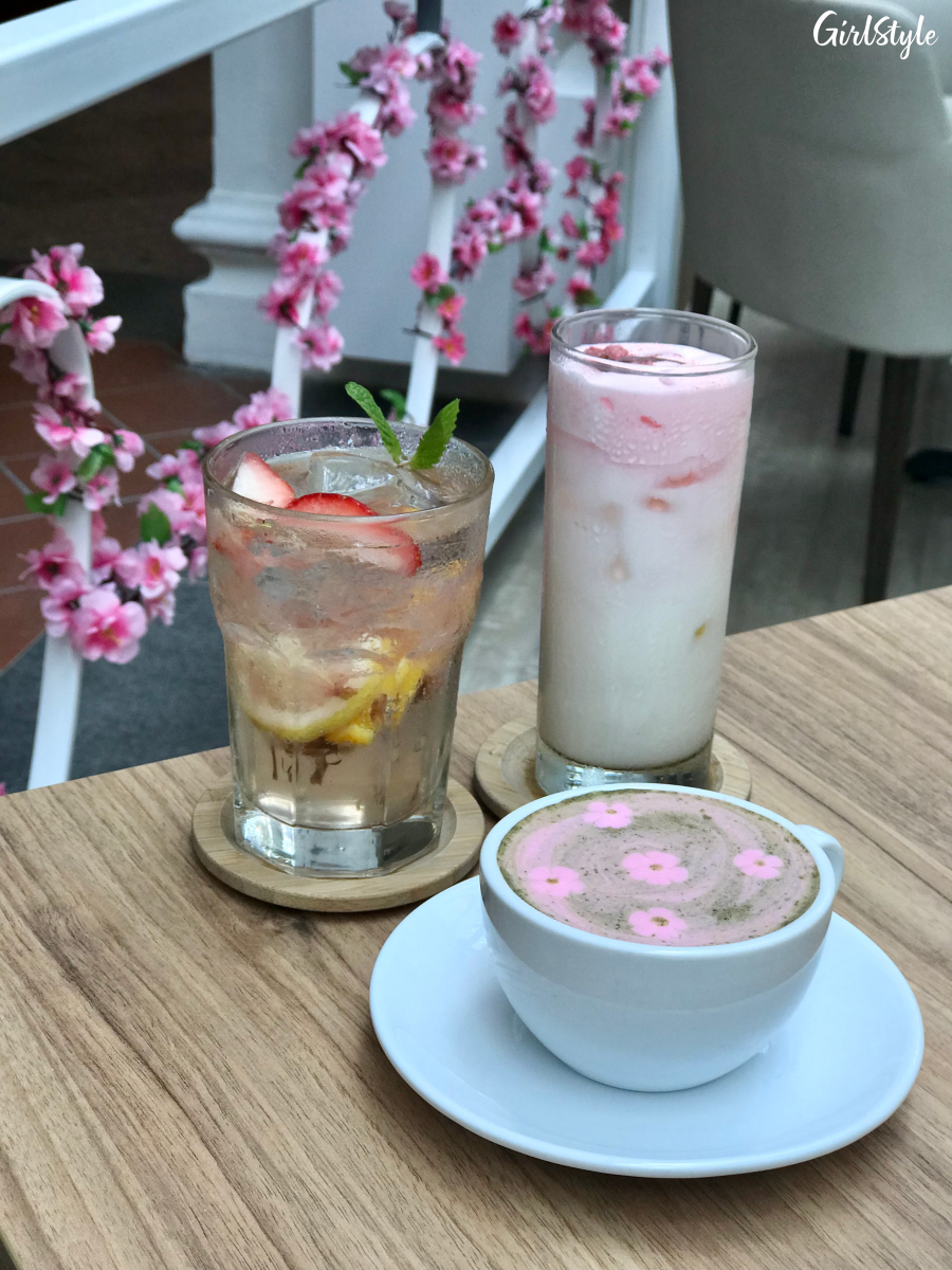 Sakura hot matcha, iced milk and soda at FLIPPER'S Singapore