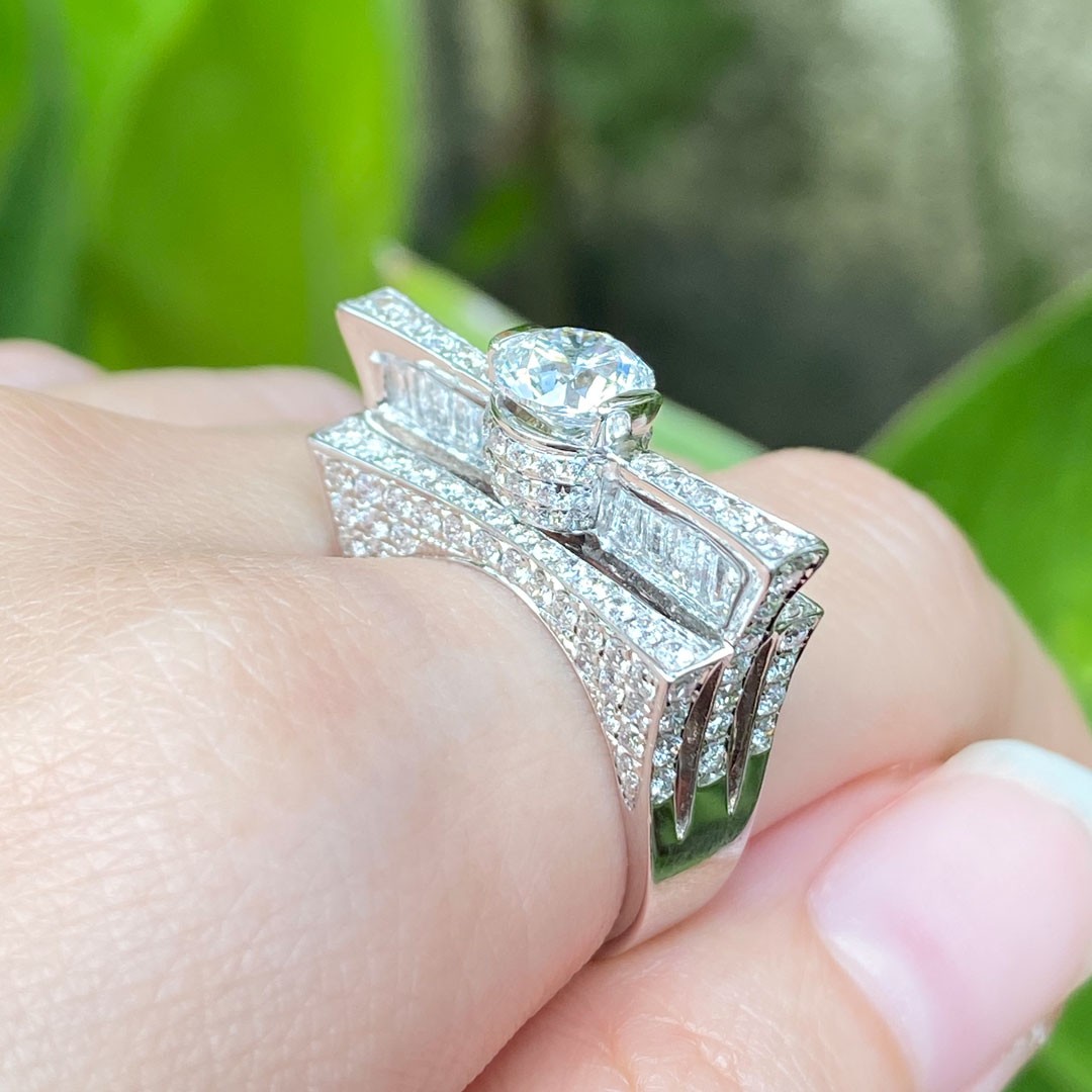 Mined Natural Diamond, 1.00Ct, GIA Certified, E VS1. Natural Diamonds, 1.79Ct. 18K White Gold.