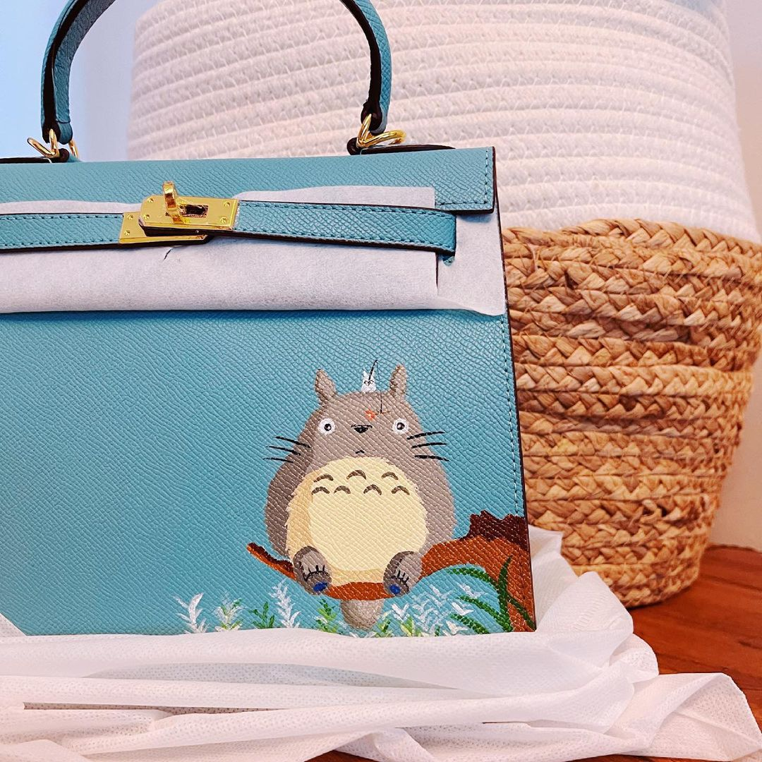 Collective by Aoki - customised hand-painted leather handbags in Singapore