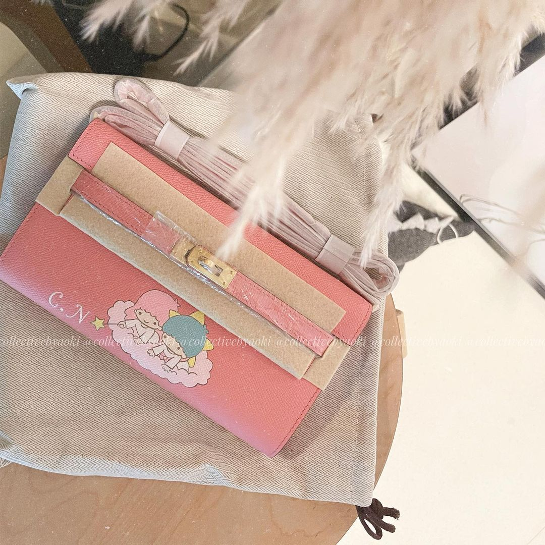 Collective by Aoki - customised hand-painted leather handbags in Singapore