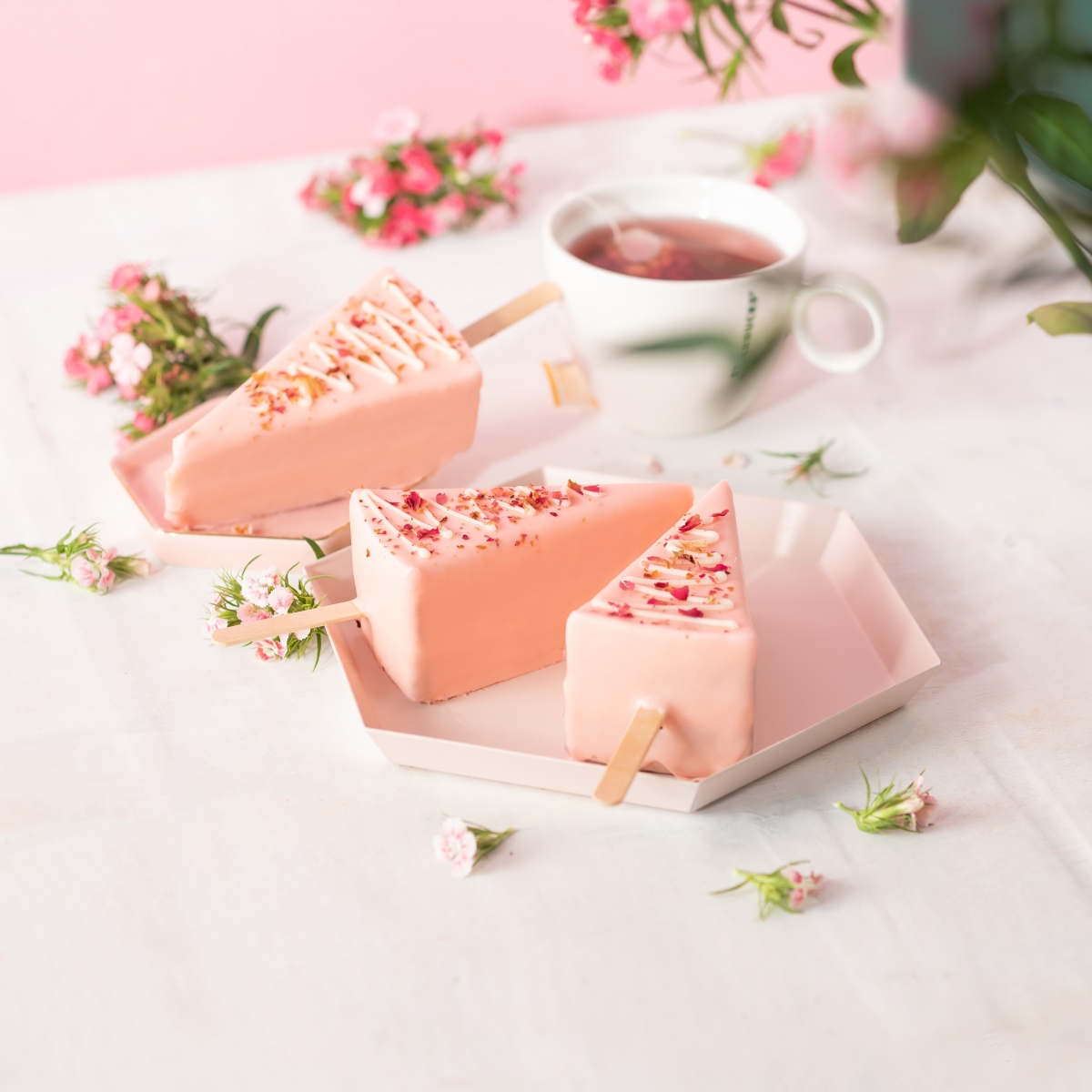 Starbucks Singapore Spring 2022 Lychee Rose Cake Popsicle
