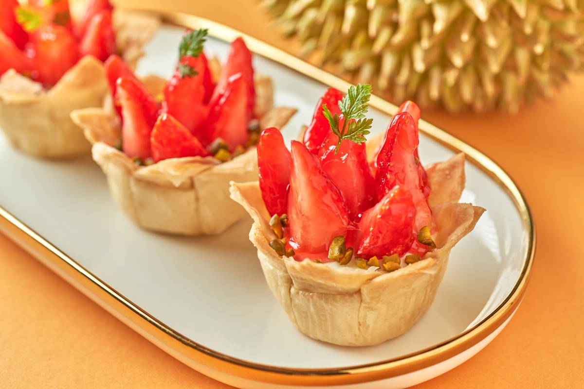 Goodwood Park Hotel - Durian Fiesta - D24 Strawberry Mascarpone Filo Tart