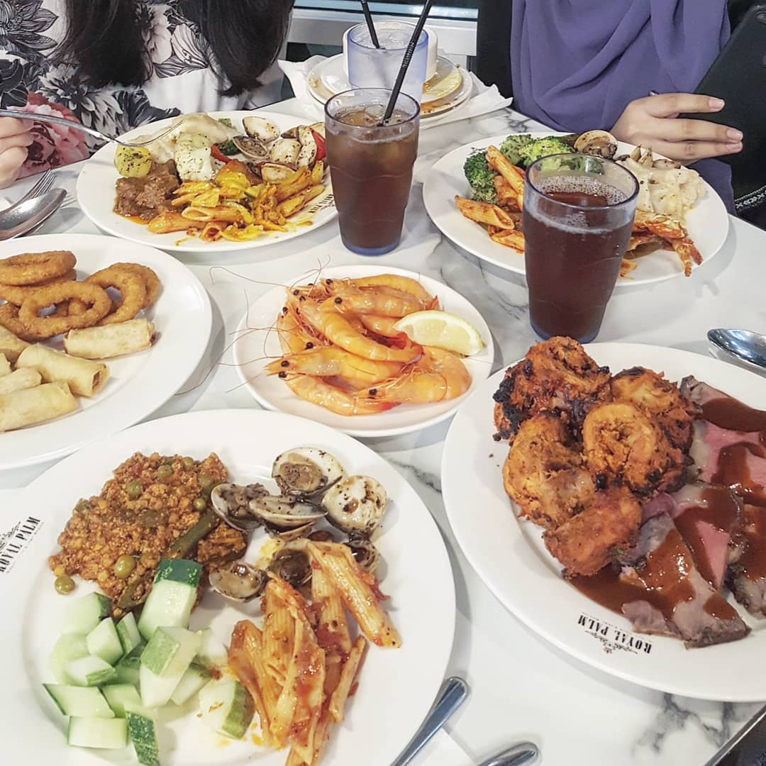 1-for-1 buffet at Royal Palm