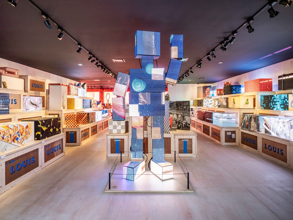 Exhibition Room - LOUIS VUITTON 200 TRUNKS 200 VISIONARIES THE EXHIBITION Singapore