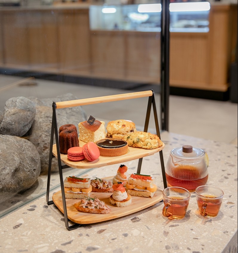 PAZZION Cafe Mother's Day High Tea set