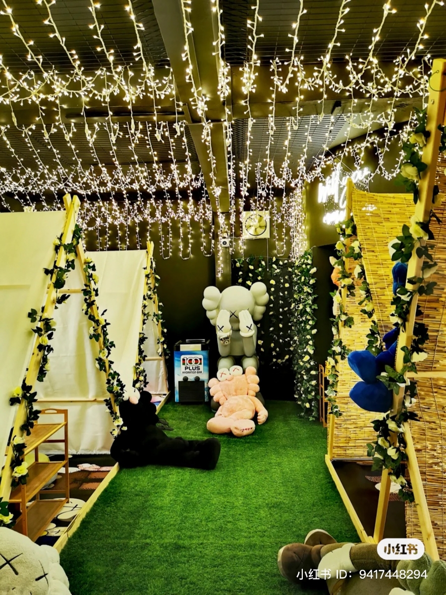 中河小镇网红餐厅 - tent hot pot restaurant at Teban Gardens