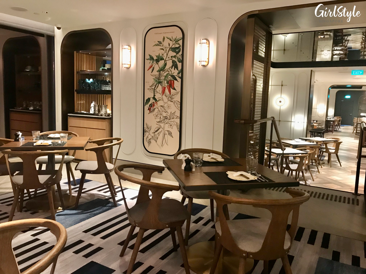 Interior of Estate buffet restaurant - Hilton Singapore Orchard