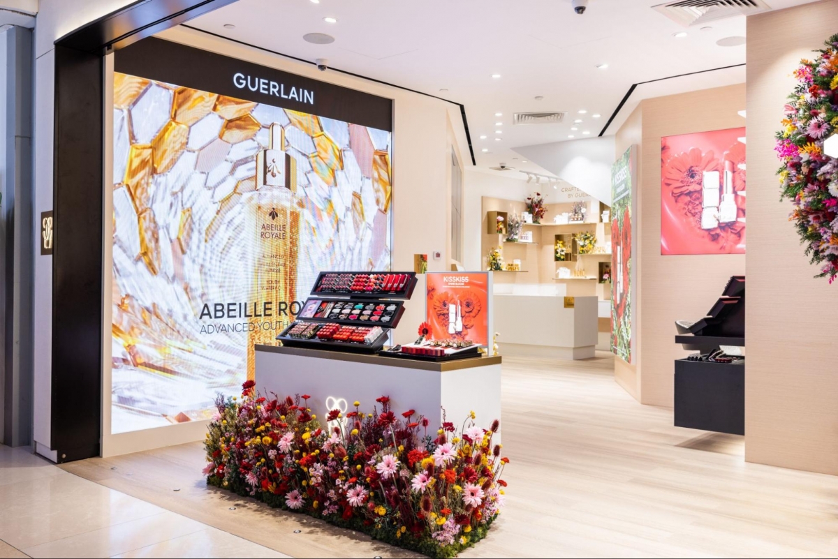 Guerlain Bee Garden Boutique Singapore ION Orchard