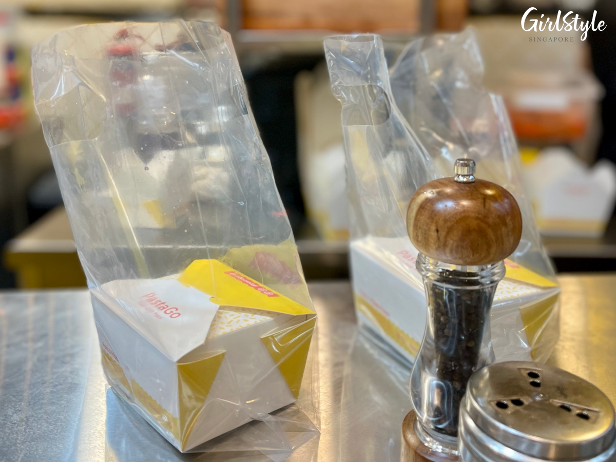 Pasta in takeaway boxes - Pastago JCube