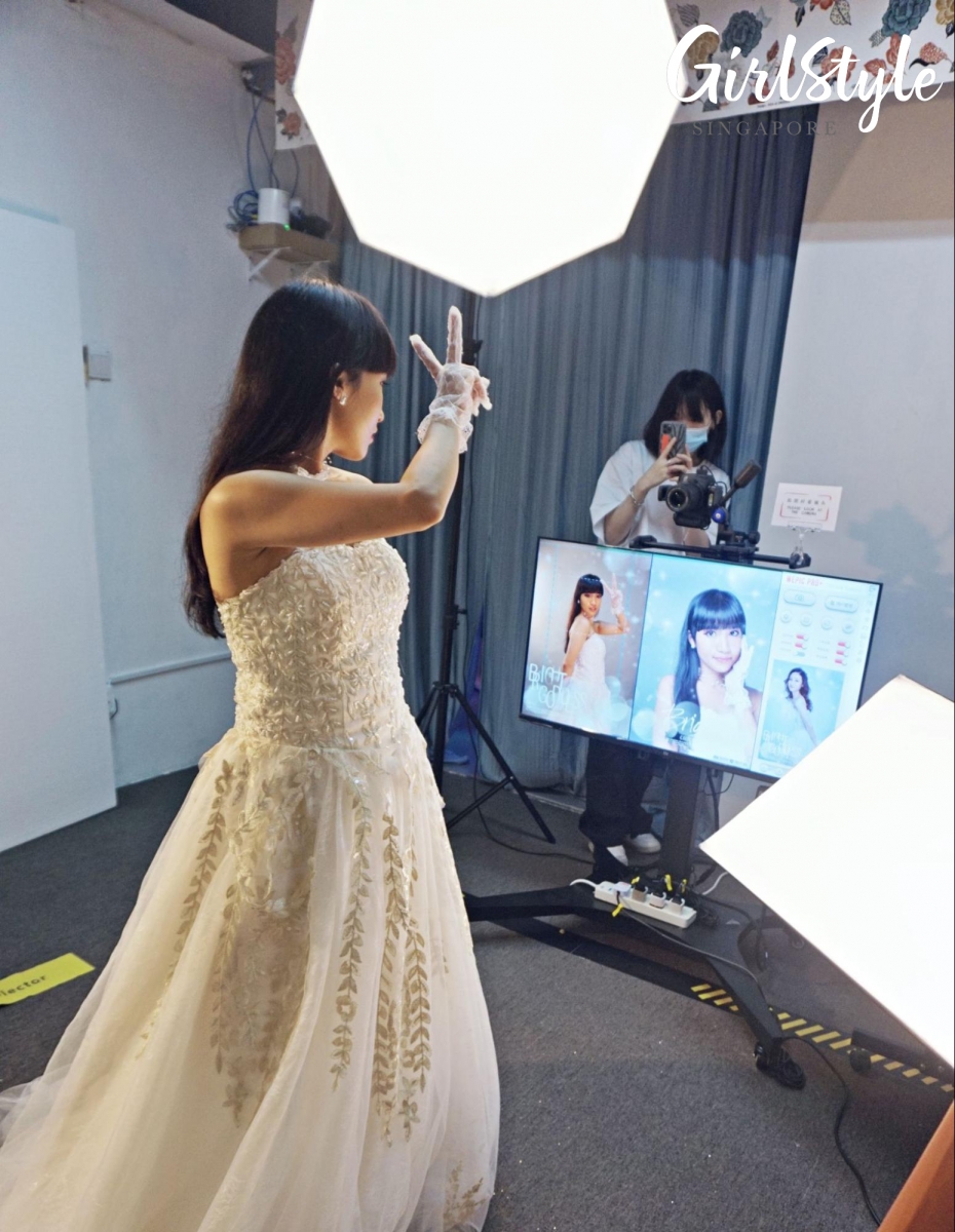 AI photo booth in Singapore at iWan Selfie Studio