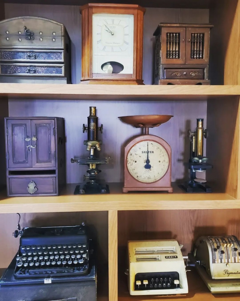 Vintage mechanical instruments - Be My Old School