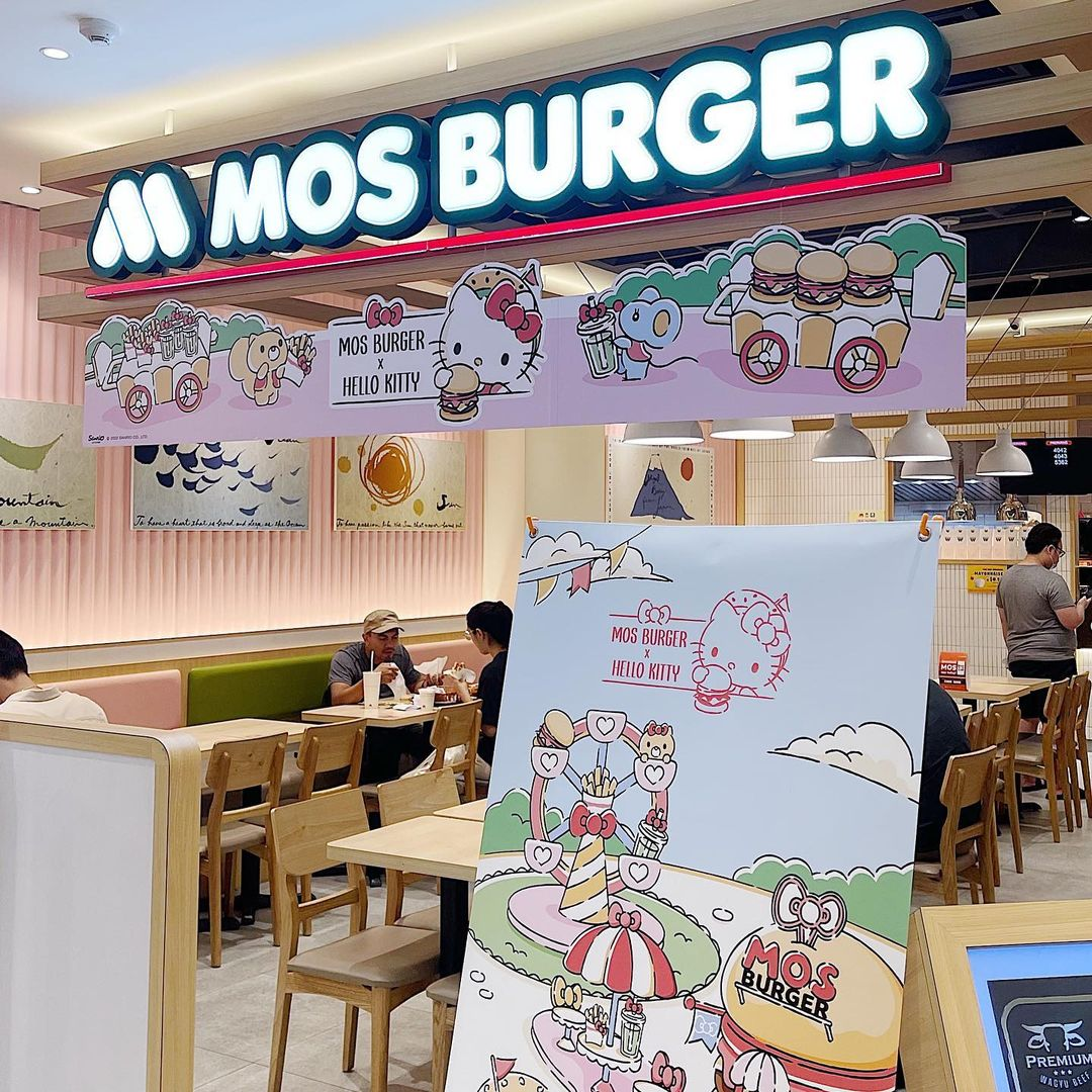 Mos Burger Singapore Hello Kitty decor
