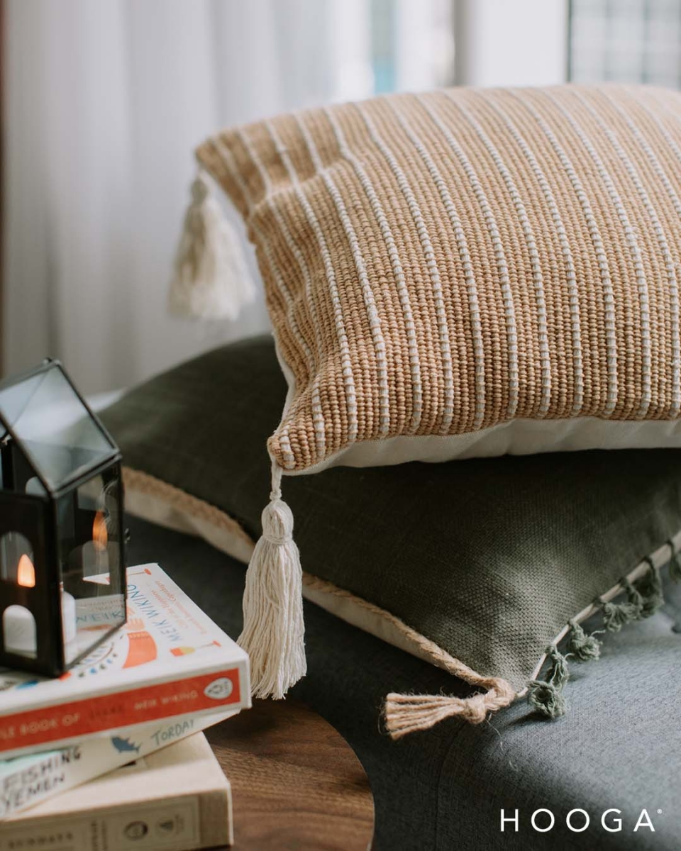 Galleo Cushion, $19.12.