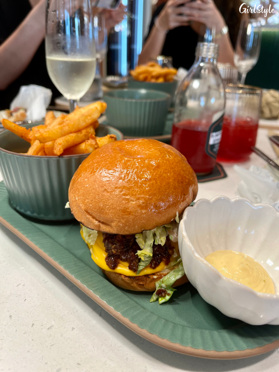 Café Natsu Wagyu Burger - Melbourne Brunch Festival 2022