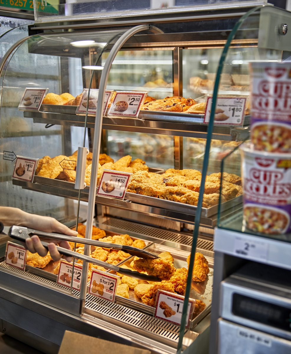 7-Eleven Palawan Sentosa Hot food