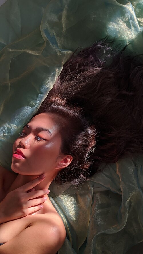 Ying, makeup artist.